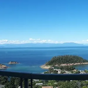 Homestay Gibralter Rock Ocean View, Nanaimo